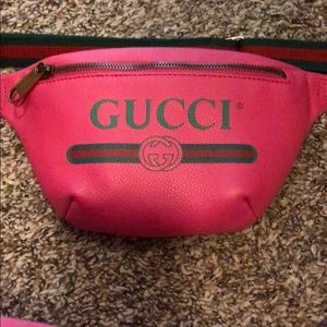 Small Gucci fanny pack